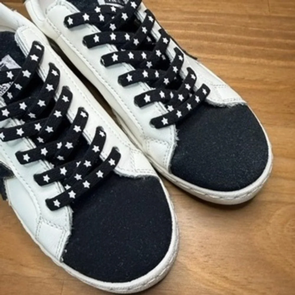 Vintage Havana Bianca Black White Star Leather Sneakers Women's Size 6